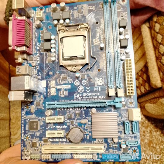 Материнская плата