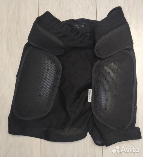 Защитные шорты для сноуборда. р-р. L
