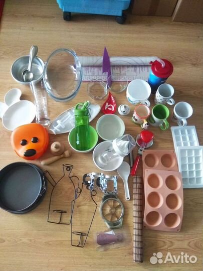 Кухонные принадлежности, посуда