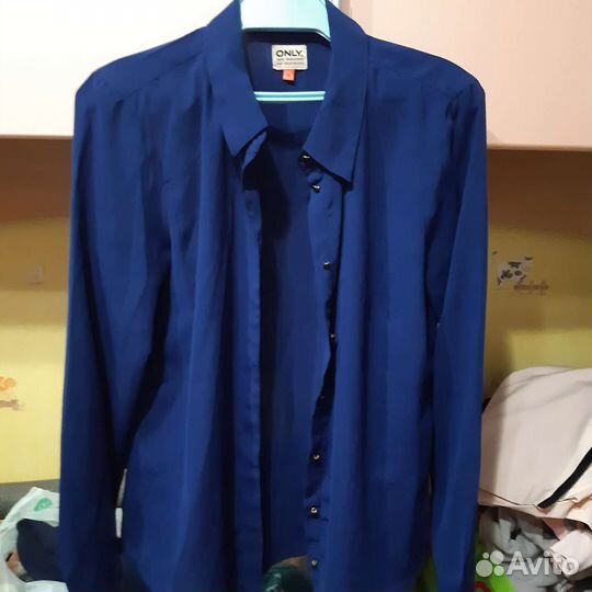 Рубашки женские s