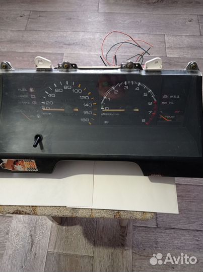 Щиток приборов Toyota