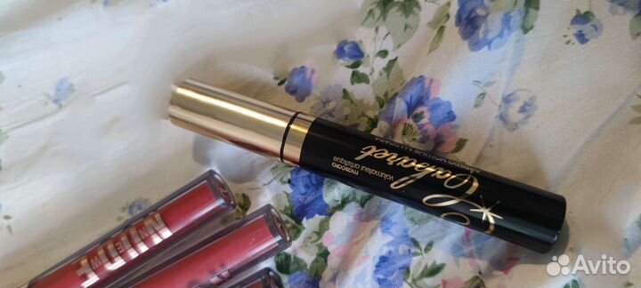 Тушь для ресниц новая помады