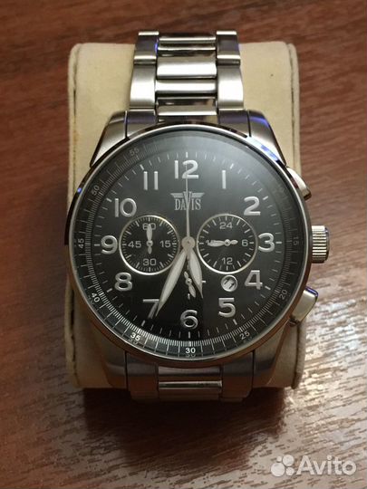 Часы Davis