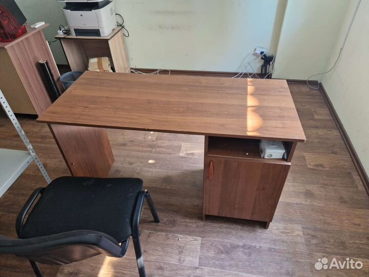 Компьютерный стол со тумбочкой бу