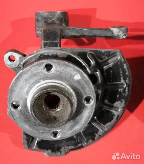 Кулак поворотный Шкода Фелиция 6U0407255