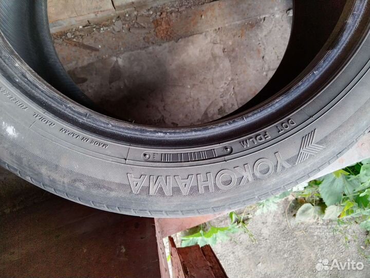 Yokohama dB Decibel E70 215/55 R17