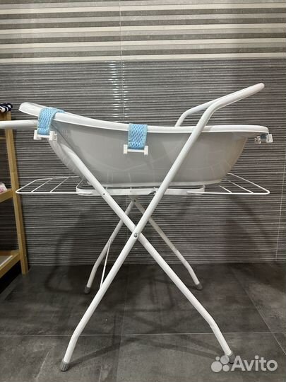 Подставка под ванну