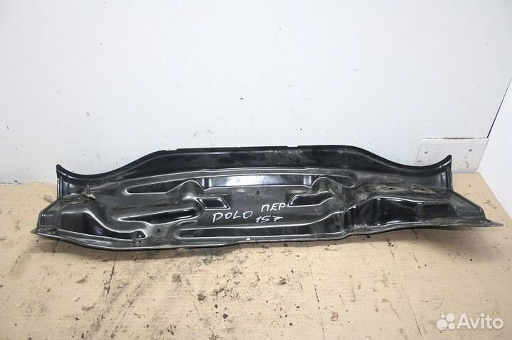 Жабо (решётка стеклоочистителя) Volkswagen polo (S