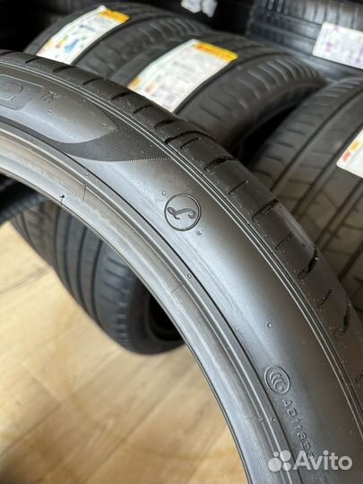 Pirelli P Zero PZ4 285/35 R23 и 325/30 R23 Y