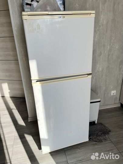 Холодильник бу