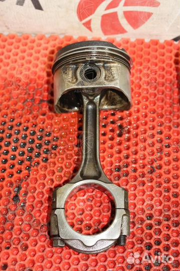 Поршни+шатуны Renault Megane 2 K4M