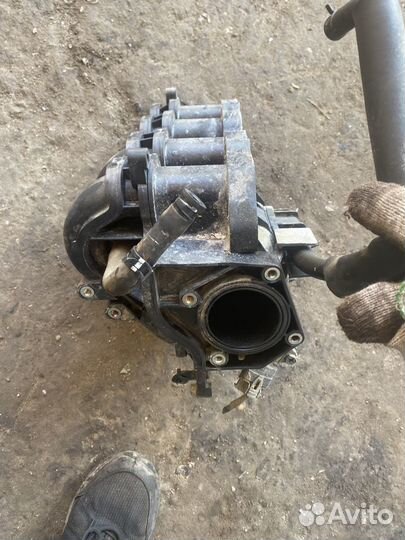 Впускной колектор hyundai solaris KIA RIO