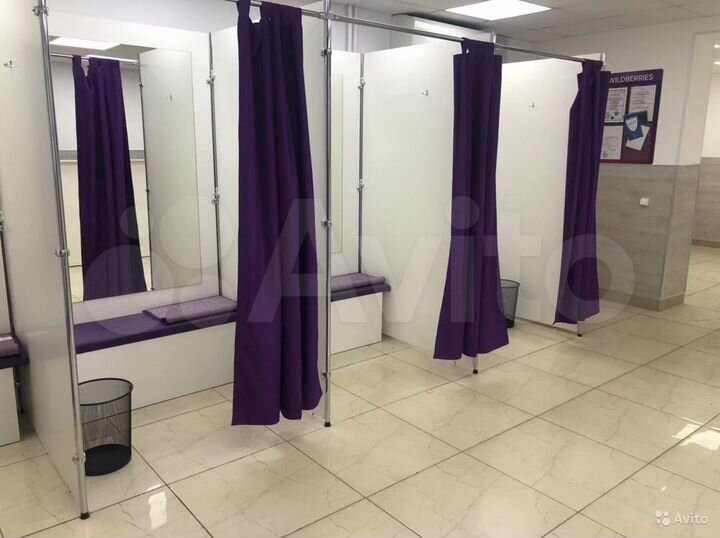 Помещение с арендаторами, 232.7 м²