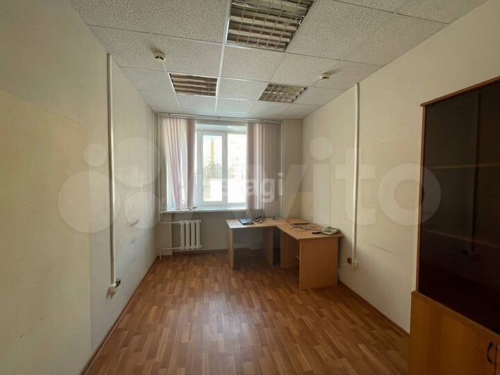 Сдам офисное помещение, 930.8 м²