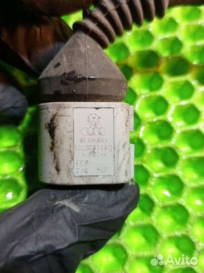 Разъём проводки двигателя Volkswagen Passat