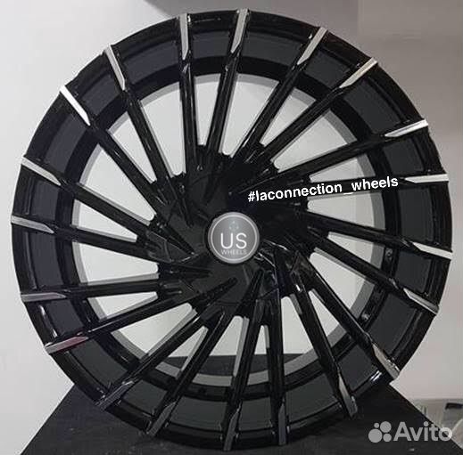 Американские диски Lexani Wraith 6139 22(оригинал)