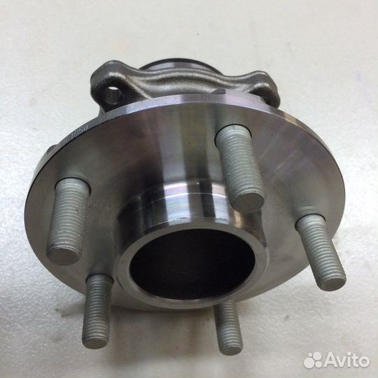 Ступица колеса (на различные авто)