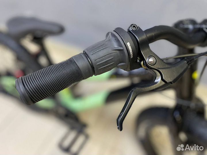 Велосипед 20 полуфет Shimano