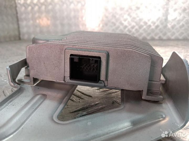 Б/У Б/У Усилитель музыкальный Из Италии. 3F0035335