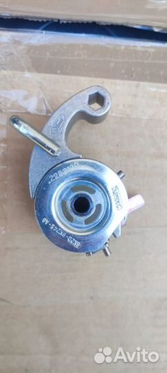 Натяжитель приводного ремня 2516096 ford