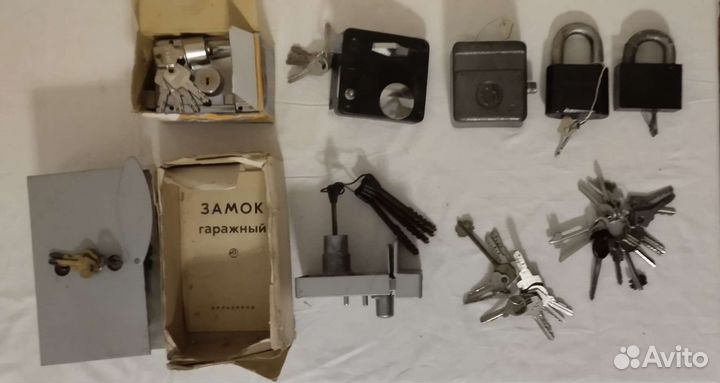 Замки разные и ключи