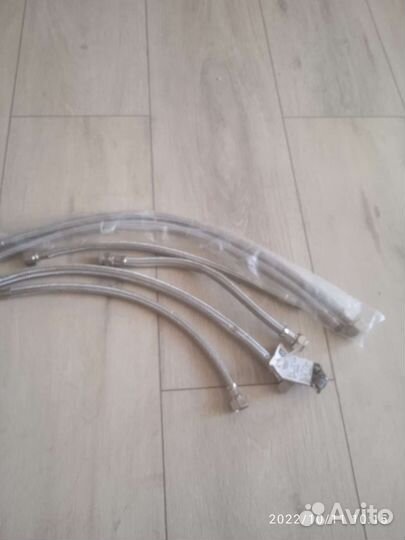 Гибкое соединение для подводки воды на кухне