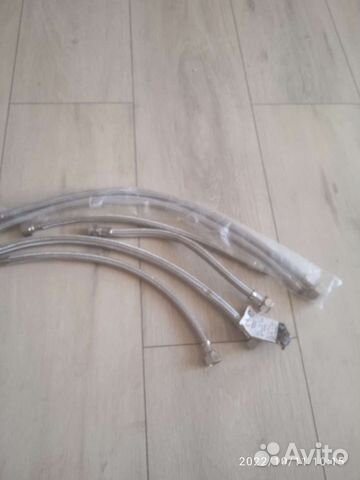 Гибкое соединение для подводки воды на кухне