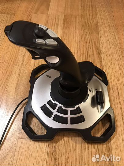 Продам джойстик Logitech Extreme 3D Pro