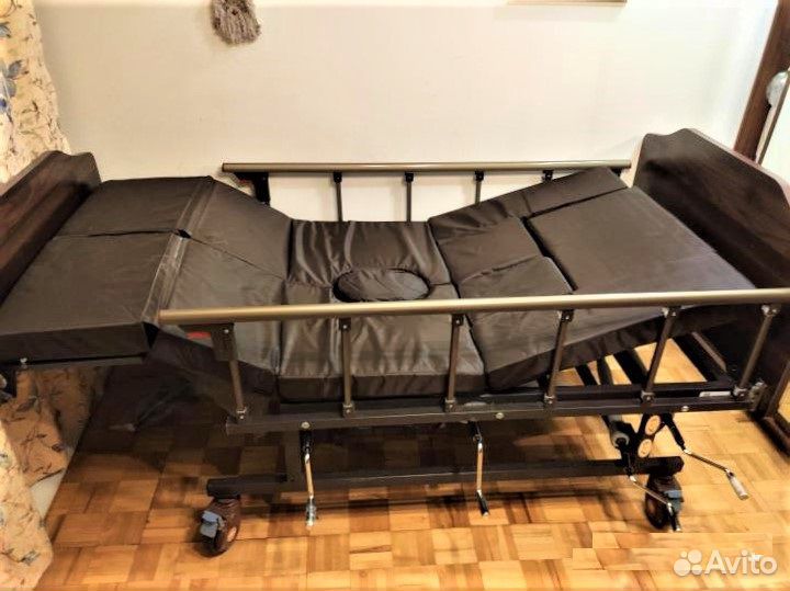 Кровать для лежачих больных медицинская под дерево