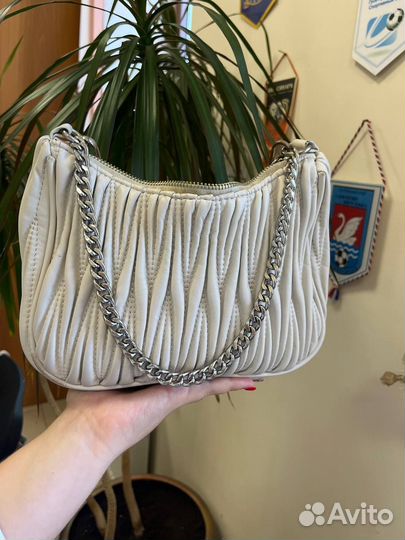 Бежевая сумка