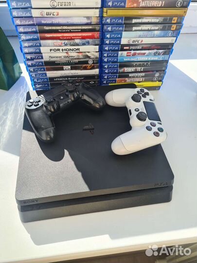 Sony playstation 4 PS4 slim 1tb