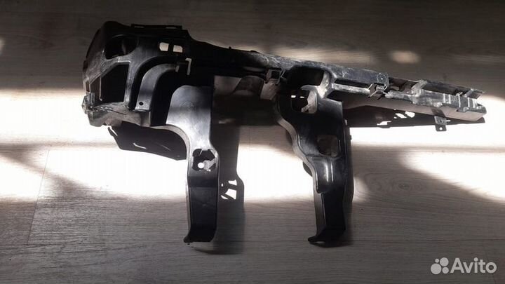 Кронштейн бампера левый Mini Hatch F 55 С 2013 По