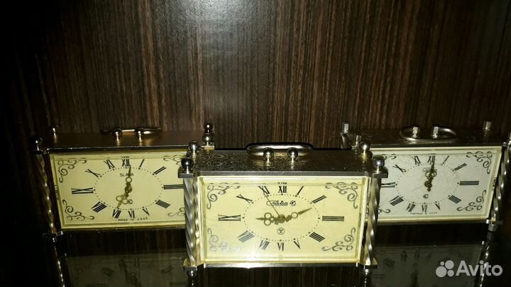 Часы ретро