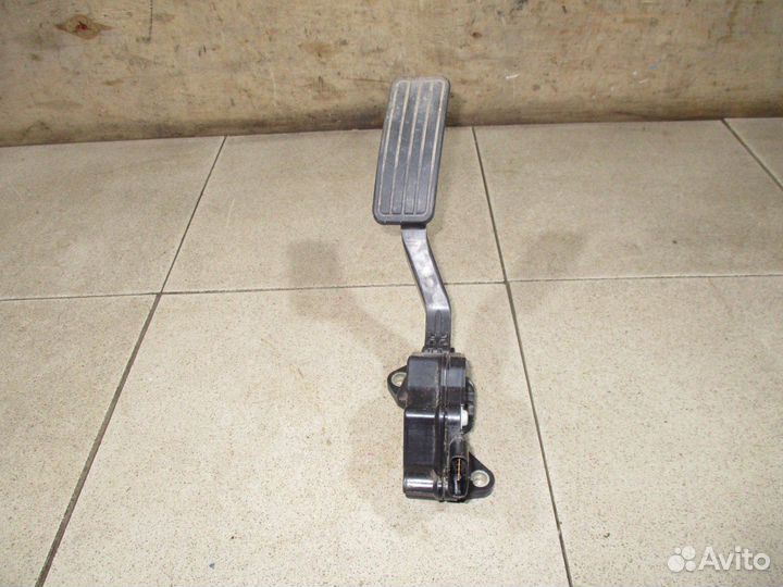 Педаль газа Subaru Forester 3 (SH)