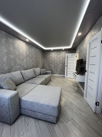2-к. квартира, 60 м², 5/16 эт.
