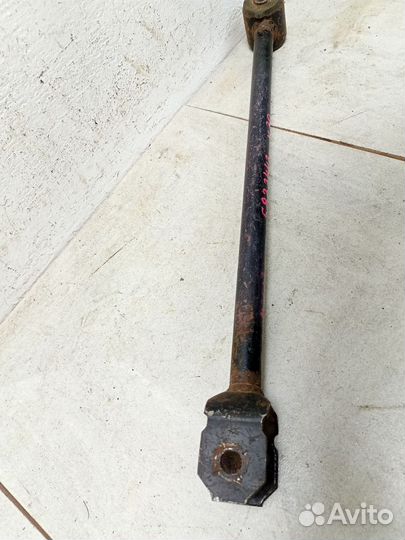 Тяга задняя поперечная