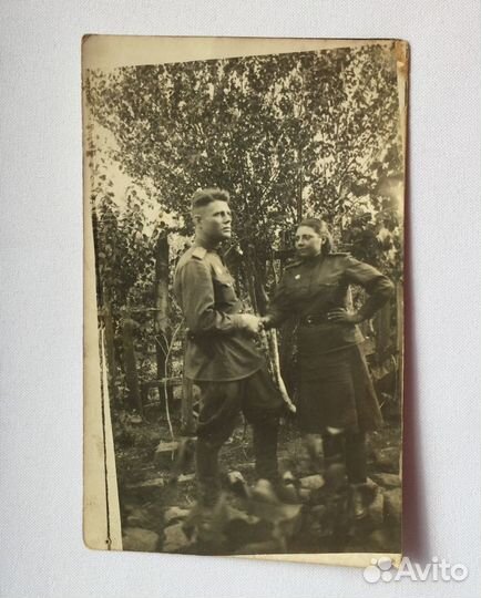 Парень и девушка 1945-й год Военные Фотография