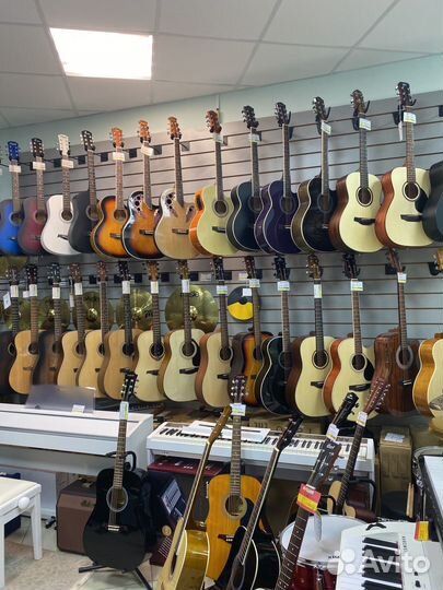 Гитара акустическая