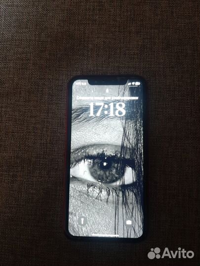 Телефон iPhone 11