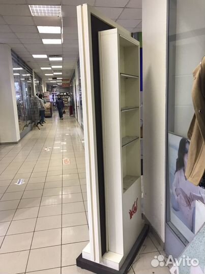 Зеркало витрина в полный рост