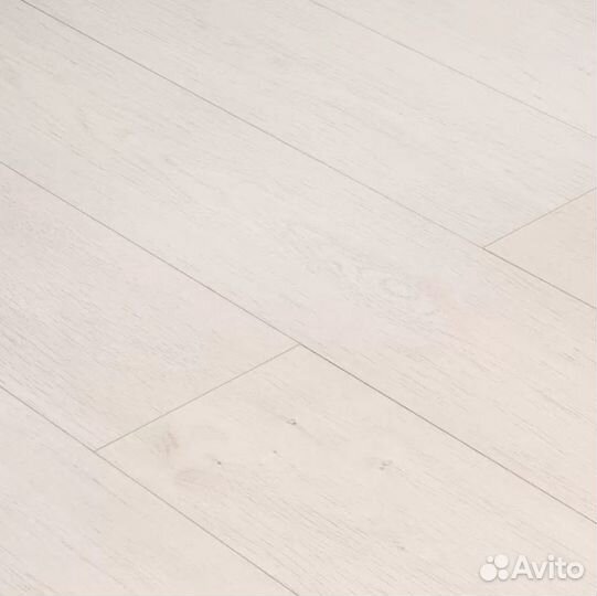 Ламинат 33 класс Egger Home дуб ривалго белый 1,99