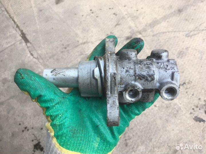 Главный тормозной цилиндр Ford Transit