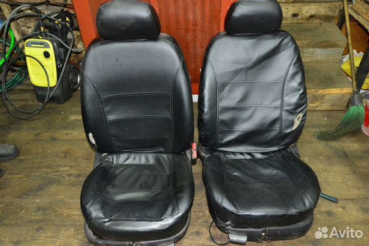 Сидения golf 4 передние пара