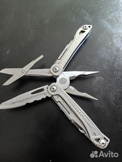 Мультитул leatherman wingman