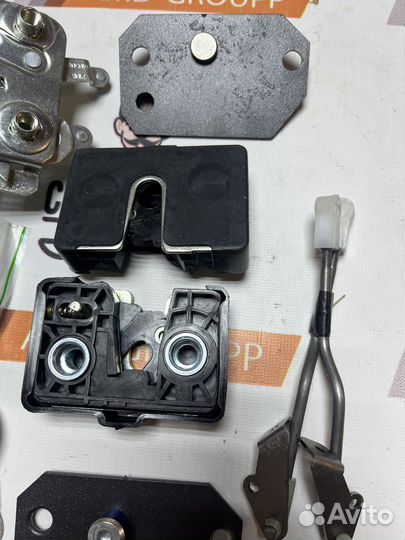 Комплект бесшумных замков Нива