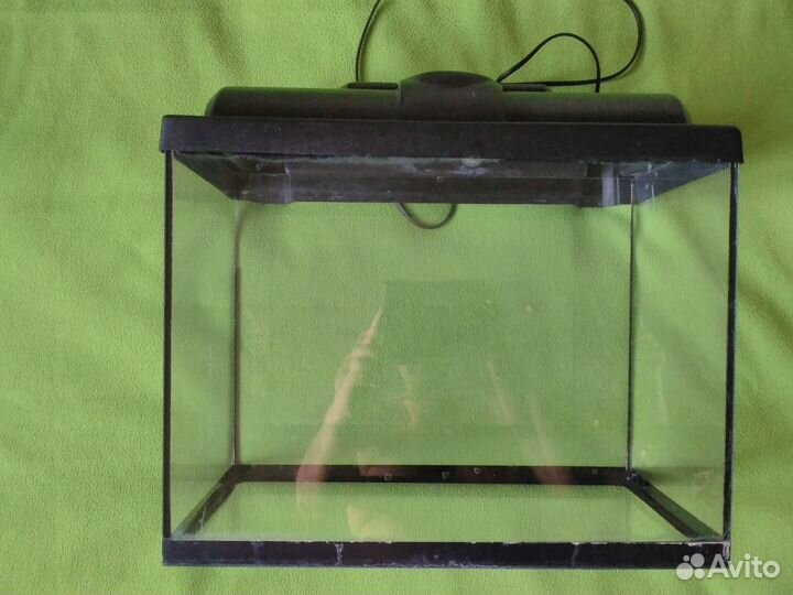 Аквариум 30 литров и принадлежности к нему