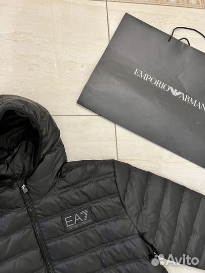 Новая куртка пуховик Emporio Armani Ea7 оригинал