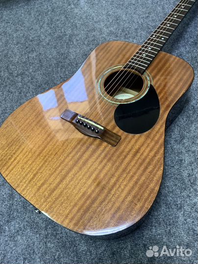 Гитара Greg Bennett