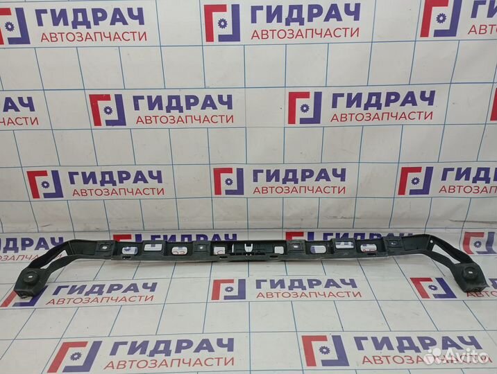 Кронштейн заднего бампера Volkswagen Passat (B6) 3