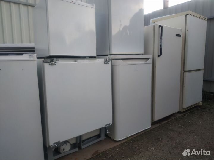 Холодильник бу маленький